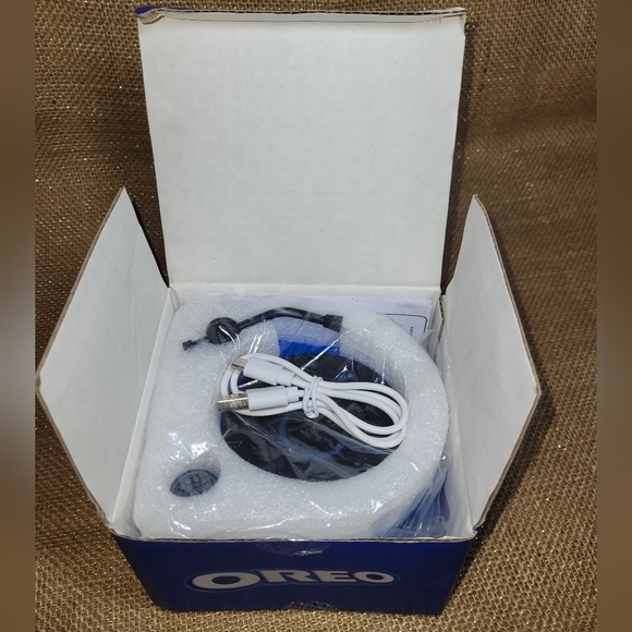 Oreo DJ Box Speaker New in Box Bluetooth Aux Micro SD Promo Limited Edition Rare - Picture 5 of 5